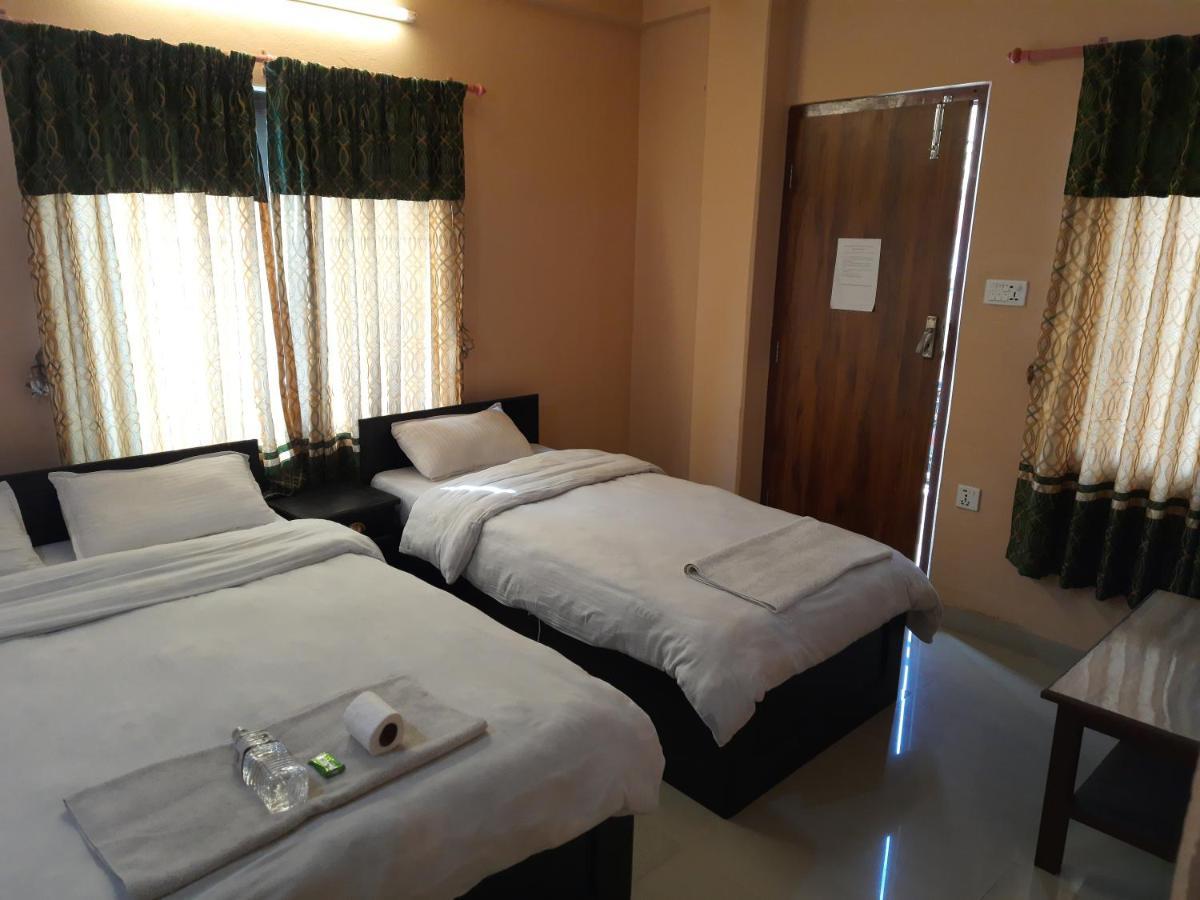 Hotel Eagle Zone Pokhara Ngoại thất bức ảnh