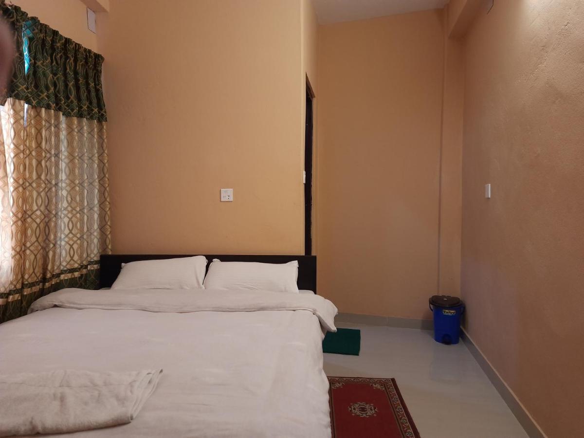 Hotel Eagle Zone Pokhara Ngoại thất bức ảnh
