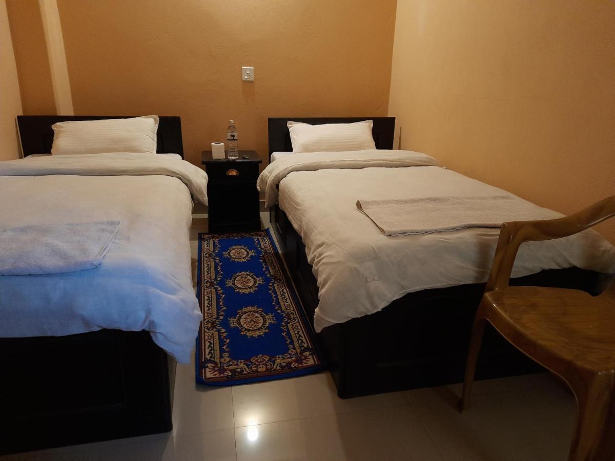 Hotel Eagle Zone Pokhara Ngoại thất bức ảnh