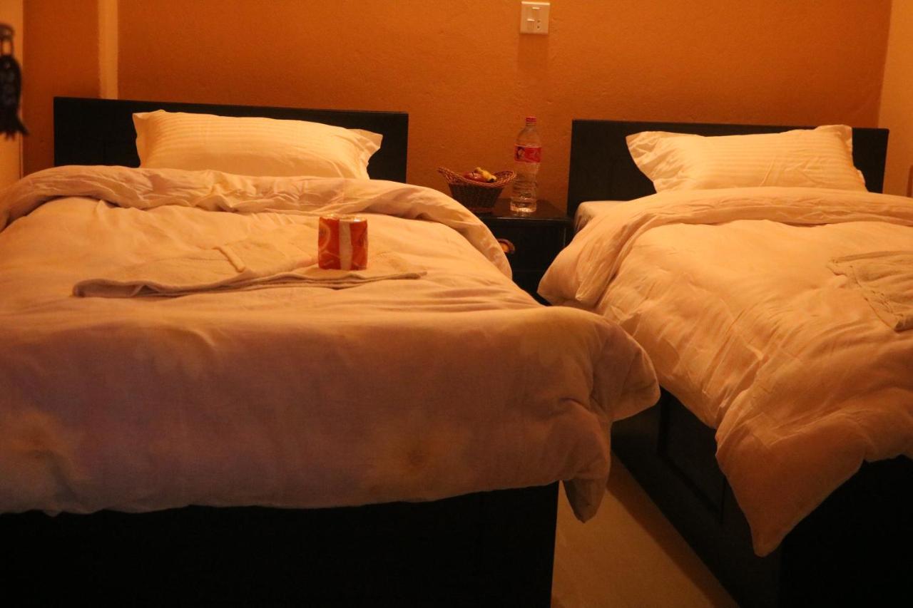 Hotel Eagle Zone Pokhara Ngoại thất bức ảnh