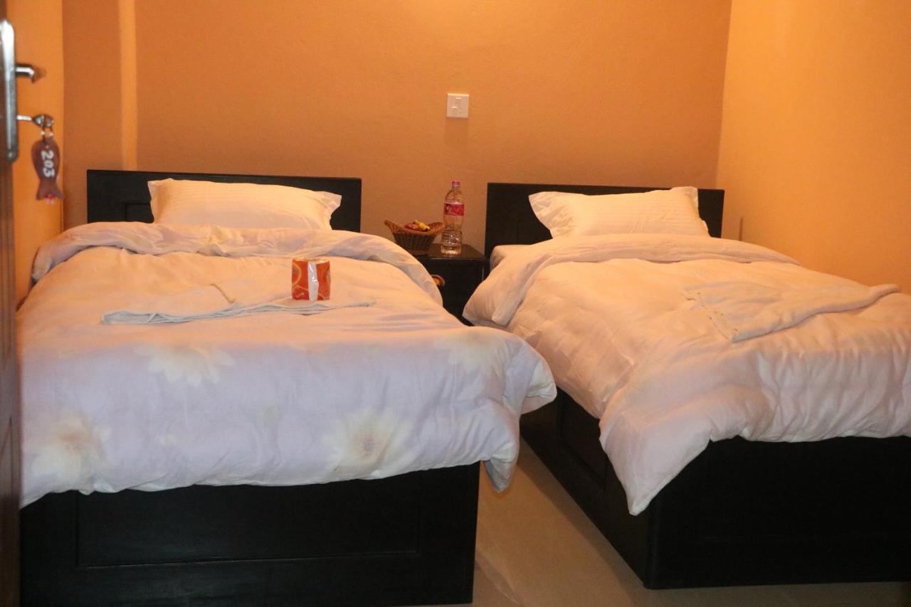 Hotel Eagle Zone Pokhara Ngoại thất bức ảnh