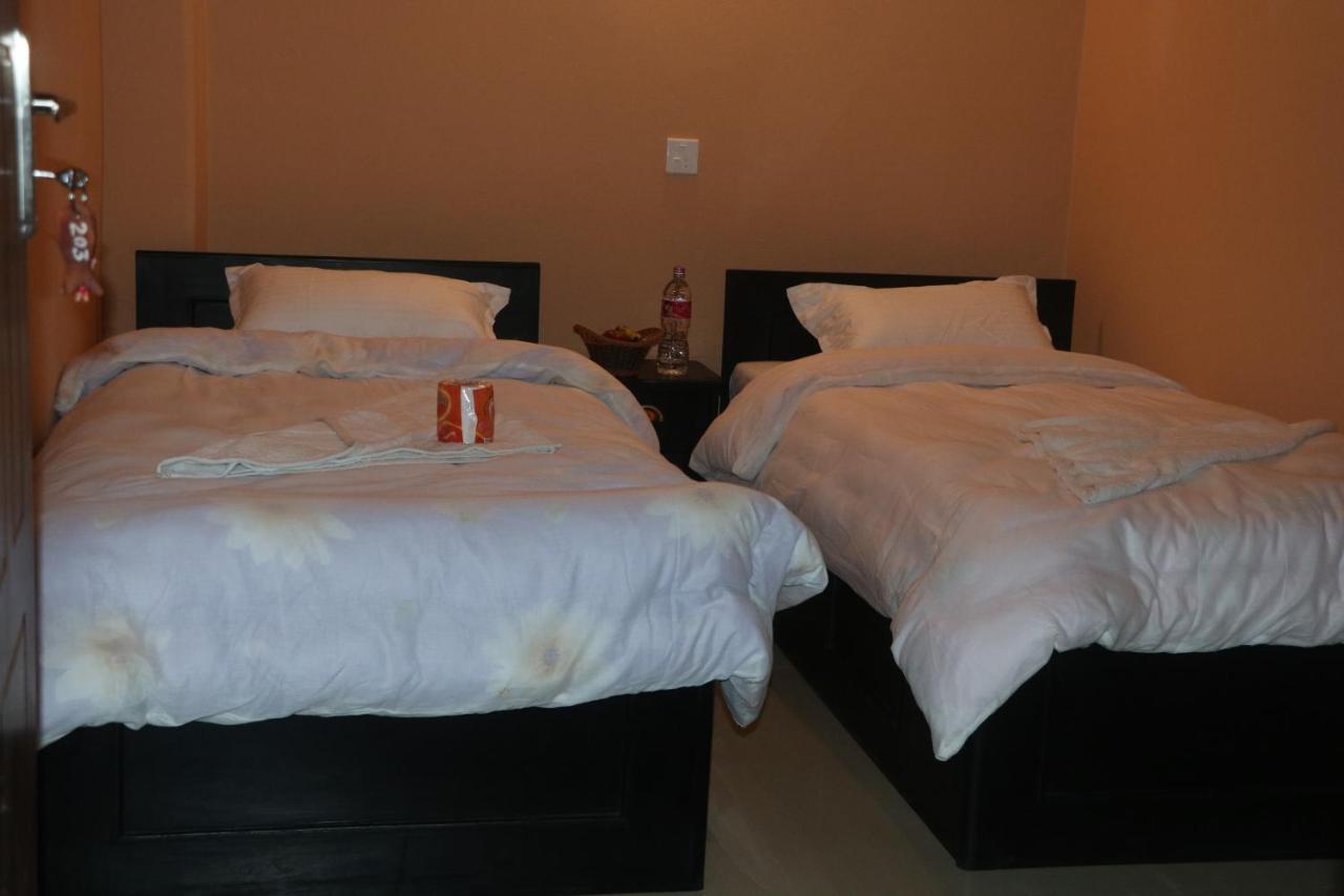 Hotel Eagle Zone Pokhara Ngoại thất bức ảnh