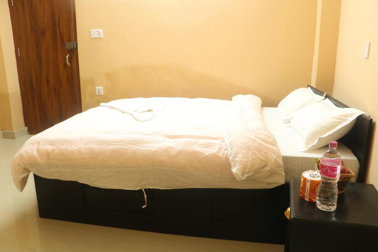 Hotel Eagle Zone Pokhara Ngoại thất bức ảnh