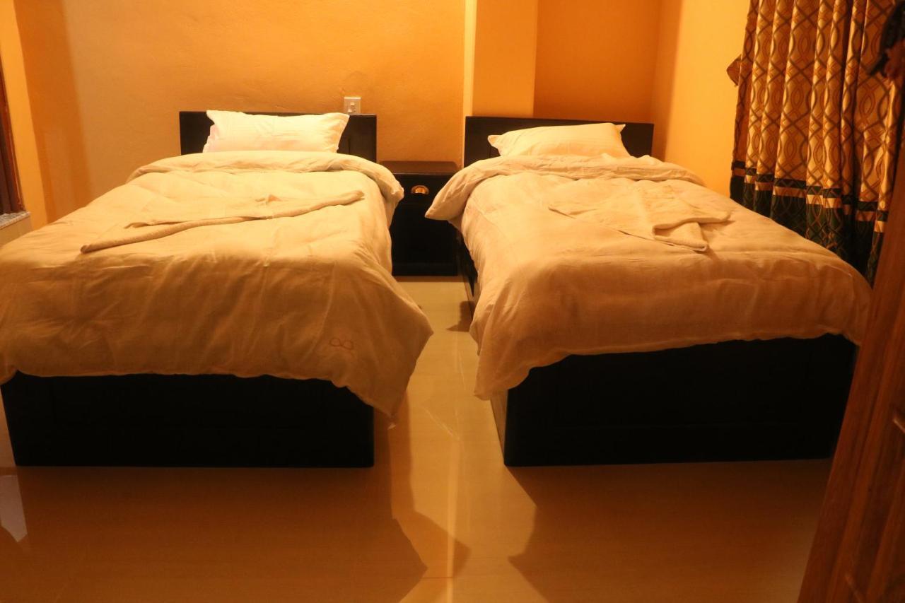 Hotel Eagle Zone Pokhara Ngoại thất bức ảnh