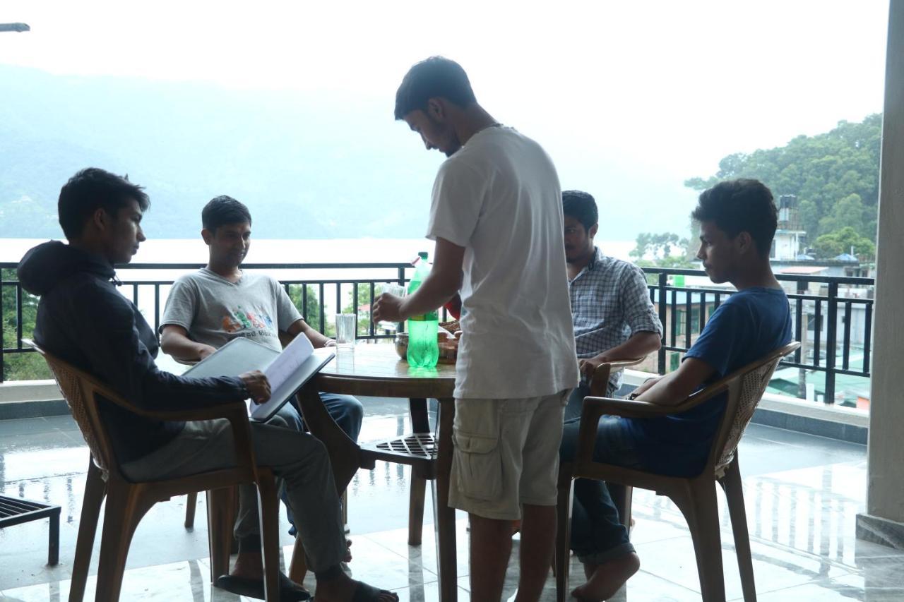Hotel Eagle Zone Pokhara Ngoại thất bức ảnh