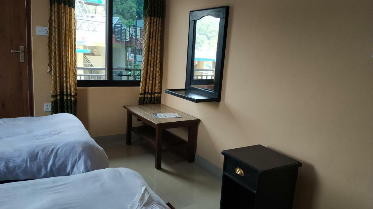 Hotel Eagle Zone Pokhara Ngoại thất bức ảnh